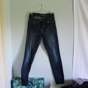 Size 4 Gap Skinny Jeans